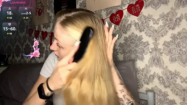 Snapshot of MarthaGees chatting on September 30, 2025, 3:40 pm MarthaGees online show from September 30, 2025, 3:40 pm