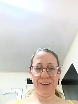 Snapshot of miss_hanna07 chatting on September 18, 2025, 10:29 am miss hanna07 online show from September 18, 2025, 10:29 am