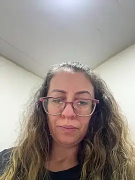 miss hanna07 online show from April 16, 2026, 9:50 pm