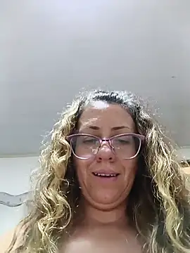 miss hanna07 online show from November 24, 2025, 9:48 pm