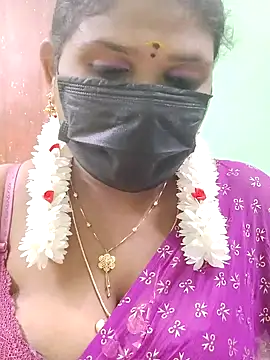 Snapshot of malliga98 chatting on October 15, 2025, 6:27 pm malliga98 online show from October 15, 2025, 6:27 pm