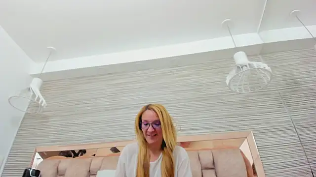 Snapshot of maddy_cartter chatting on October 1, 2025, 11:47 am maddy cartter online show from October 1, 2025, 11:47 am