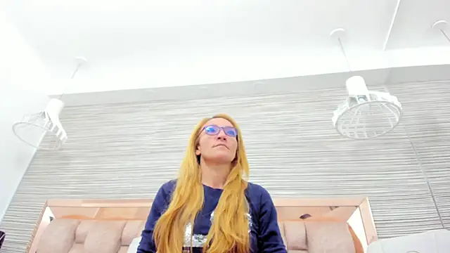 Snapshot of maddy_cartter chatting on September 20, 2025, 11:04 am maddy cartter online show from September 20, 2025, 11:04 am