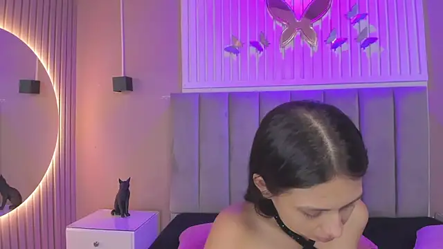 diosa cristal online show from May 8, 2026, 3:43 am
