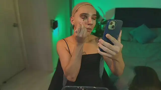 Snapshot of pansuggarofficial chatting on October 5, 2025, 6:53 pm pansuggarofficial online show from October 5, 2025, 6:53 pm