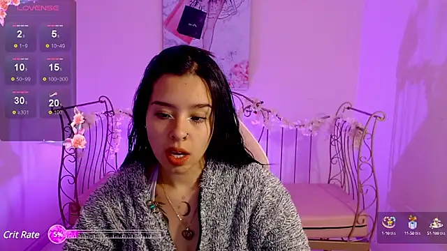 Mia Lopez  online show from March 18, 2025, 11:55 am
