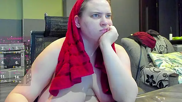 1lindsey1 online show from November 11, 2025, 9:59 am