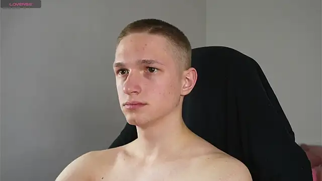 dustyn fox online show from February 19, 2025, 5:27 pm