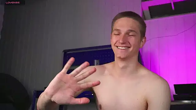 Snapshot of dustyn_fox chatting on October 3, 2025, 4:41 pm dustyn fox online show from October 3, 2025, 4:41 pm