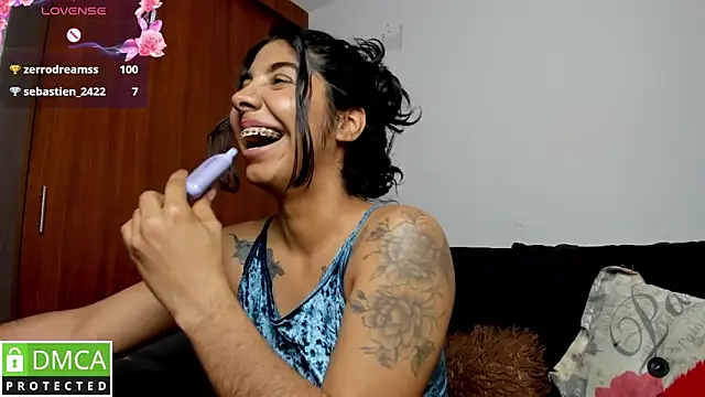 Snapshot of jasmine_bunny_ chatting on February 23, 2025, 10:31 pm jasmine bunny online show from February 23, 2025, 10:31 pm