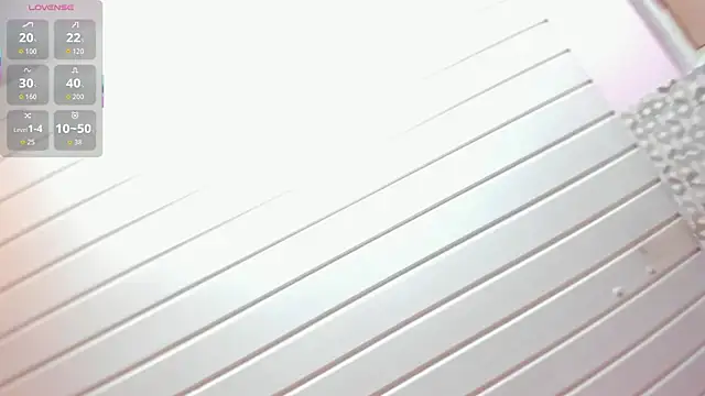 zoe alanaa online show from October 15, 2025, 8:06 pm