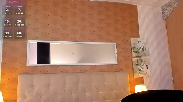 zoe alanaa online show from October 7, 2025, 11:44 am