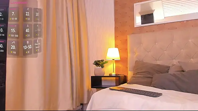 zoe alanaa online show from October 19, 2025, 8:17 am