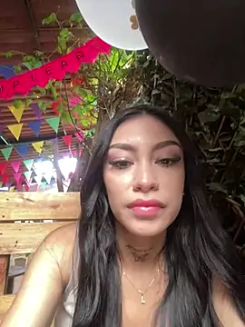 Effy Bonny online show from March 12, 2025, 6:32 pm