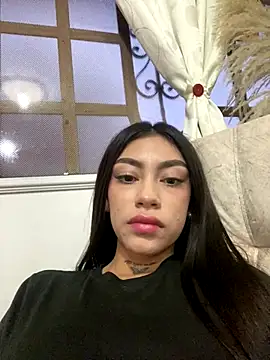 Effy Bonny online show from October 1, 2025, 10:46 pm