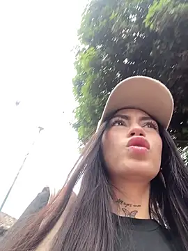 Effy Bonny online show from October 14, 2025, 6:30 pm