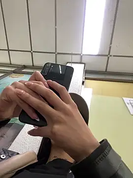 Effy Bonny online show from October 2, 2025, 4:10 pm