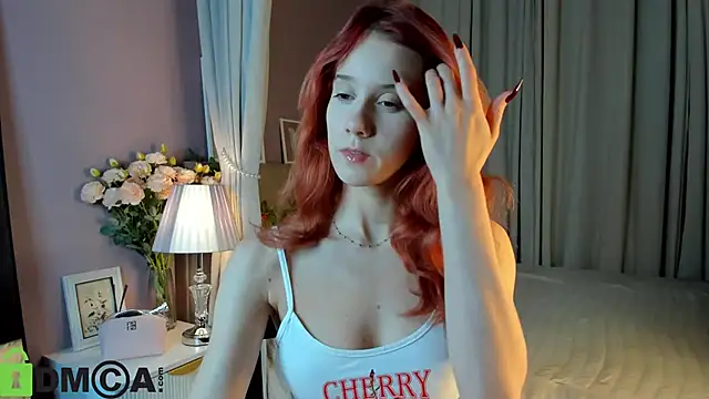 Snapshot of Dearly_Emily chatting on October 21, 2025, 7:35 pm Dearly Emily online show from October 21, 2025, 7:35 pm