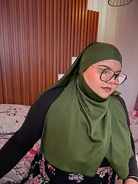 Snapshot of _Shara_Handal_ chatting on November 29, 2025, 6:30 pm Shara Handal online show from November 29, 2025, 6:30 pm