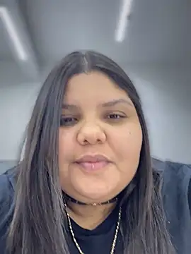  Shara Handal  online show from February 15, 2025, 1:05 pm