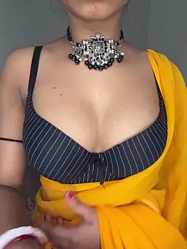 Snapshot of Hot-sexy222 chatting on February 23, 2025, 3:45 am Hot-sexy222 online show from February 23, 2025, 3:45 am