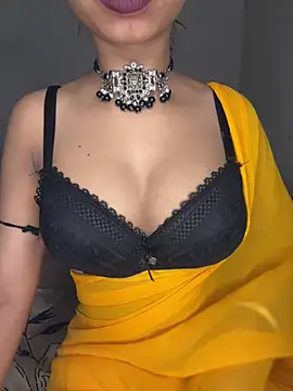 Snapshot of Hot-sexy222 chatting on February 22, 2025, 11:03 pm Hot-sexy222 online show from February 22, 2025, 11:03 pm