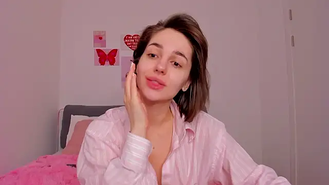 JudyAngil online show from March 16, 2026, 5:26 am