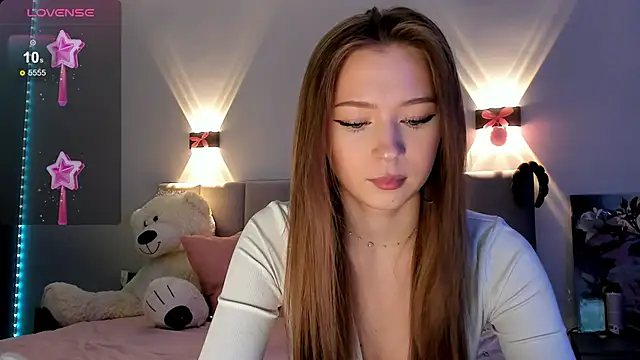 Snapshot of diana_nier chatting on September 19, 2025, 6:12 pm diana nier online show from September 19, 2025, 6:12 pm