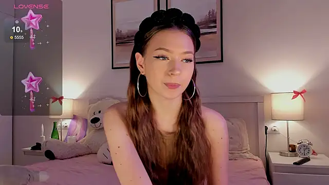 diana nier online show from December 2, 2025, 7:26 pm