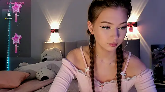 Snapshot of diana_nier chatting on October 2, 2025, 7:28 pm diana nier online show from October 2, 2025, 7:28 pm