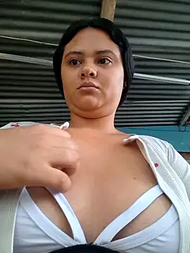 Snapshot of sexy-latin10 chatting on October 4, 2025, 11:12 am sexy-latin10 online show from October 4, 2025, 11:12 am