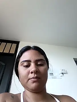 sexy-latin10 online show from April 4, 2026, 1:50 pm