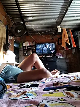 Snapshot of sexy-latin10 chatting on February 27, 2026, 11:54 am sexy-latin10 online show from February 27, 2026, 11:54 am