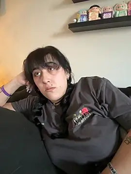 ThicBunz online show from November 27, 2025, 4:18 pm