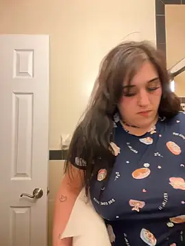 ThicBunz online show from March 16, 2025, 9:58 pm