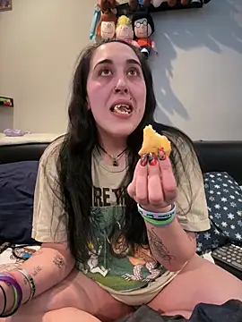 ThicBunz online show from March 3, 2026, 10:39 pm