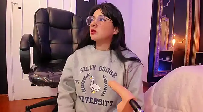 JeyLee online show from February 18, 2025, 12:49 pm
