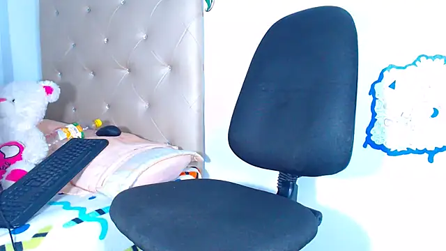 Snapshot of Megaanfox chatting on January 14, 2025, 9:41 pm Megaanfox online show from January 14, 2025, 9:41 pm