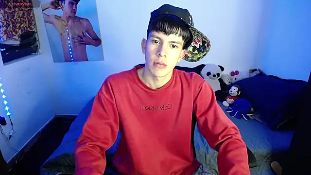 Snapshot of DominicPrince chatting on September 22, 2025, 12:00 pm DominicPrince online show from September 22, 2025, 12:00 pm