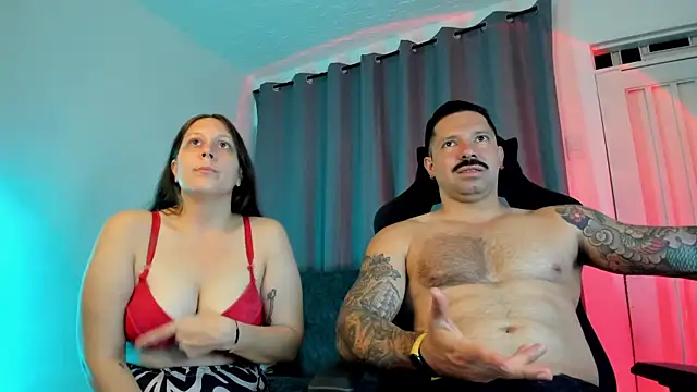 FreeLoveCouple online show from September 12, 2025, 2:12 am