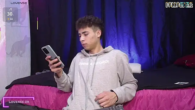 Snapshot of sexybat_twink chatting on September 15, 2025, 8:31 pm sexybat twink online show from September 15, 2025, 8:31 pm