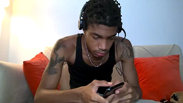 Skinnyblackman online show from November 4, 2025, 1:20 am