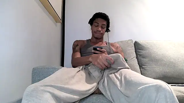 Skinnyblackman online show from March 21, 2026, 4:35 am