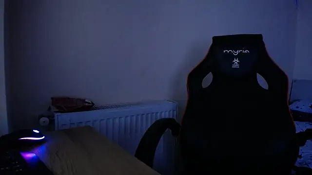 amydamarw online show from March 13, 2026, 5:51 pm