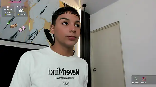 Seductivo jr online show from October 6, 2025, 3:51 am