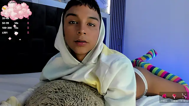 Seductivo jr online show from September 28, 2025, 3:24 am