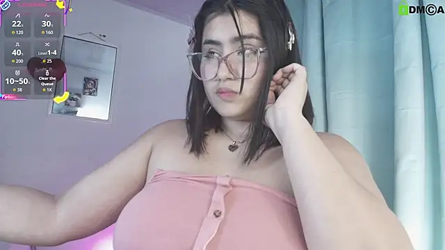 juli juliana online show from October 19, 2025, 8:22 pm