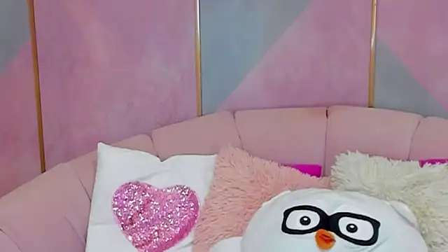 LIA KITTY online show from February 6, 2025, 10:04 am