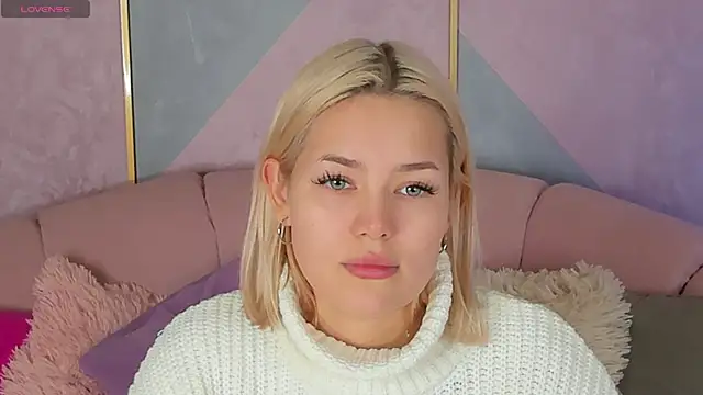 LIA KITTY online show from January 5, 2025, 4:16 pm