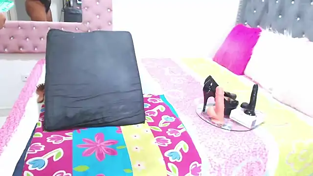 salome ebony online show from November 16, 2025, 10:46 pm